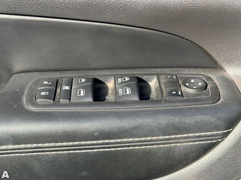 Used 2015 Jeep Grand Cherokee Limited w/ Luxury Group II AWD/4WD image 7
