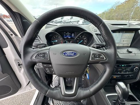 Used 2018 Ford Escape SEL w/ Ford Safe & Smart Package image 11
