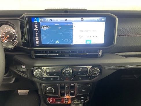 New 2026 Jeep Wrangler Rubicon w/ Steel Bumper Group image 21