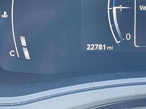 Used 2024 Toyota Grand Highlander XLE image 39