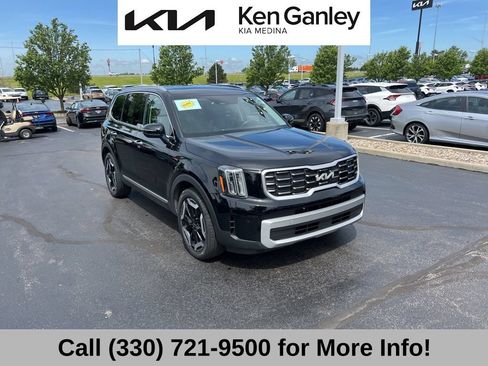 Certified 2024 Kia Telluride S w/ S Sunroof Package AWD/4WD image 7
