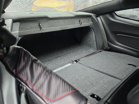 Used 2018 Ford Mustang Premium image 12