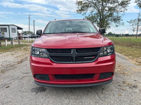Used 2020 Dodge Journey SE w/ SE Popular Equipment Group FWD image 25