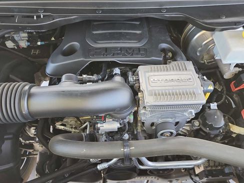 Used 2022 RAM 1500 Laramie RWD image 13