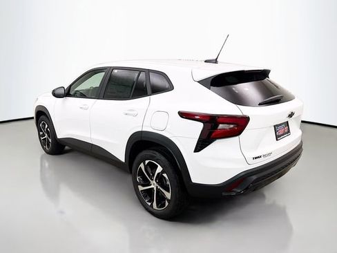 New 2026 Chevrolet Trax RS w/ Driver Confidence Package image 6