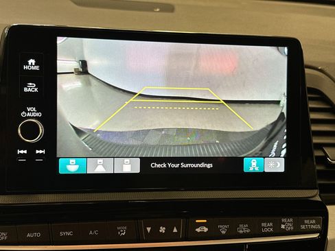 Used 2025 Honda Odyssey Sport-L image 23