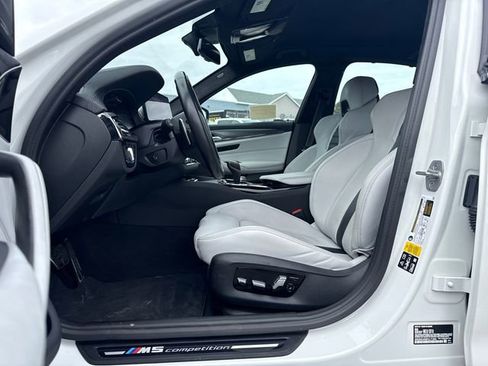 Used 2023 BMW M5 w/ Competition Package image 36