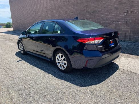 Used 2024 Toyota Corolla LE FWD image 3