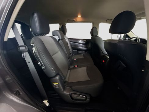 Used 2019 Nissan Pathfinder SV w/ Cargo Package FWD image 27