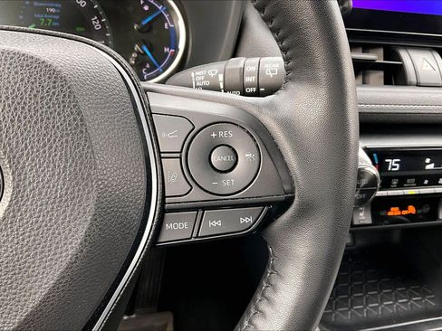 Certified 2023 Toyota RAV4 XLE image 24