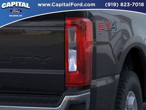 New 2026 Ford F250 XLT image 21