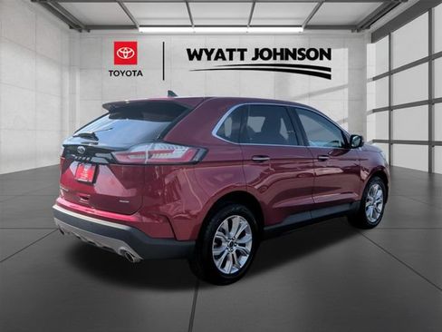 Used 2022 Ford Edge Titanium AWD/4WD image 5