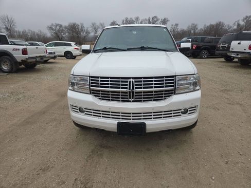 Used 2012 Lincoln Navigator L 4WD image 13