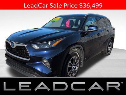 Used 2022 Toyota Highlander XLE