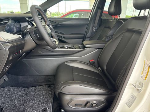 New 2026 Jeep Cherokee Limited AWD/4WD image 16