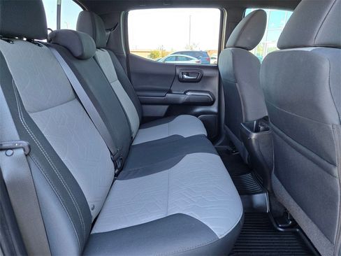 Used 2021 Toyota Tacoma TRD Off-Road image 22