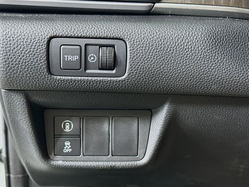 Used 2019 Honda Accord EX image 17