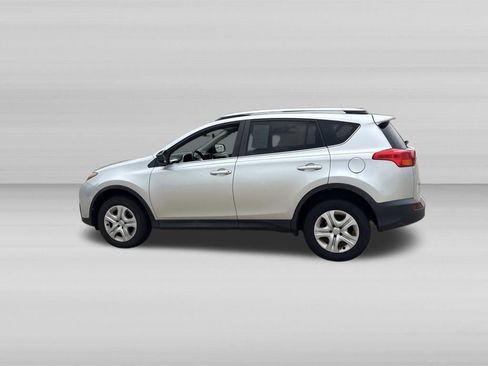 Used 2014 Toyota RAV4 LE FWD image 7