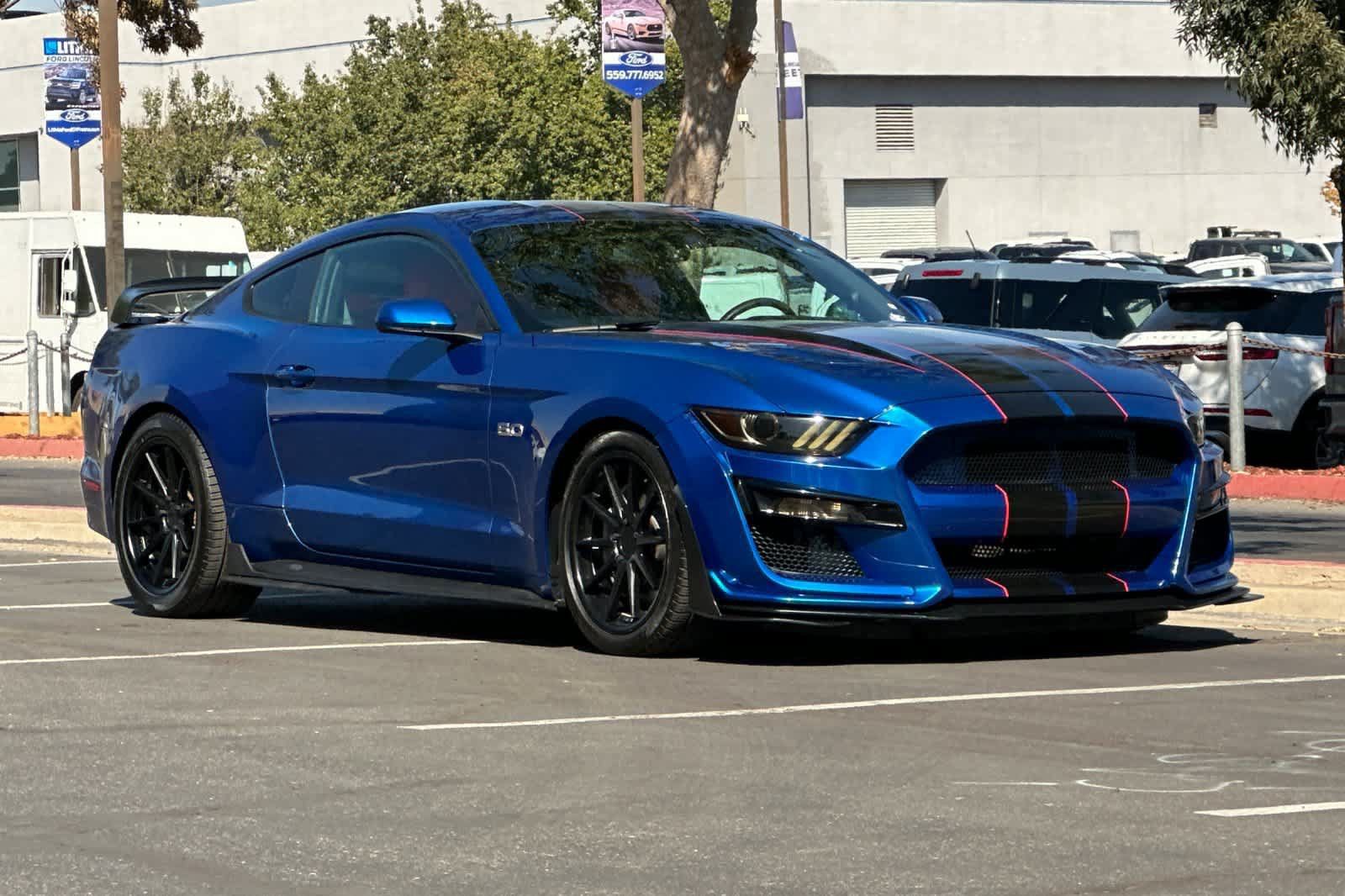 Used 2017 Ford Mustang GT RWD image 10