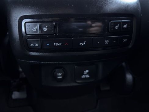 Used 2021 Hyundai Palisade Calligraphy image 29