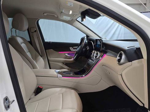 Certified 2022 Mercedes-Benz GLC 300 4MATIC image 10