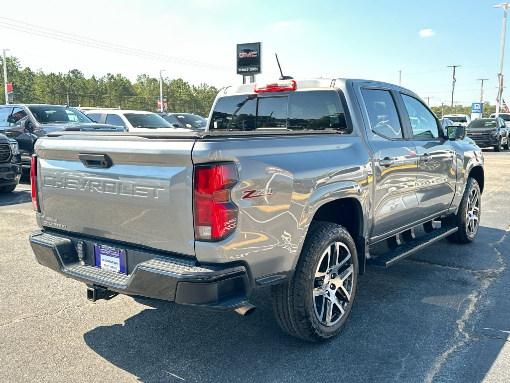 Used 2023 Chevrolet Colorado Z71 w/ Z71 Convenience Package 2 AWD/4WD image 7