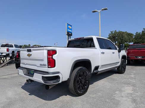 Certified 2025 Chevrolet Silverado 2500 High Country w/ High Country Premium Package AWD/4WD image 3