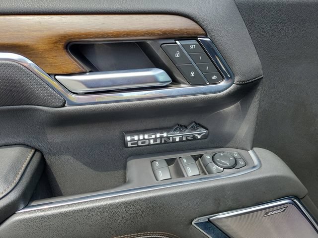 Used 2024 Chevrolet Silverado 1500 High Country w/ Technology Package AWD/4WD image 14