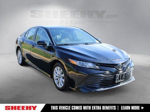 Certified 2020 Toyota Camry LE w/ Convenience Package image 1