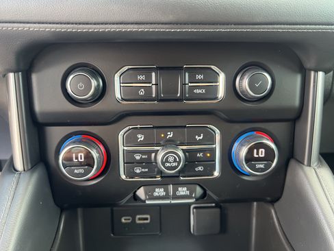 Used 2021 Chevrolet Tahoe LS AWD/4WD image 19