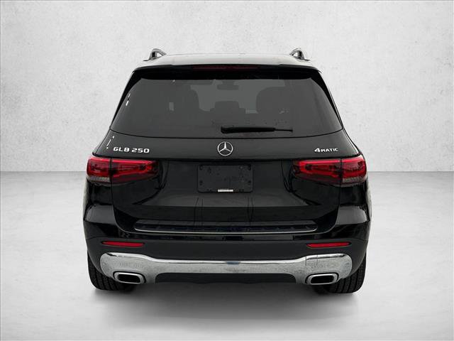 Used 2020 Mercedes-Benz GLB 250 4MATIC image 7