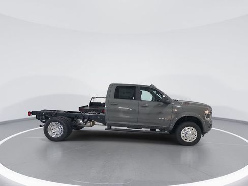 New 2026 RAM 5500 Tradesman w/ Laramie Trim Package image 9