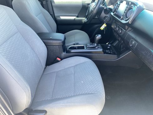 Used 2021 Toyota Tacoma SR RWD image 11