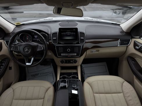 Used 2018 Mercedes-Benz GLE 350 4MATIC image 24