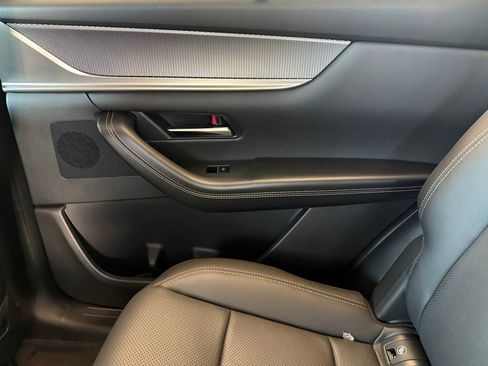 New 2025 MAZDA CX-90 Plug-In Hybrid w/ Preferred image 29