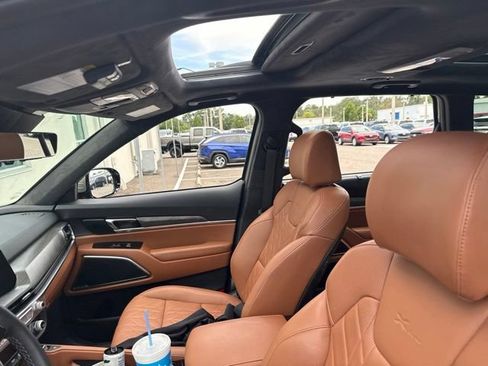 Used 2025 Kia Telluride SX Prestige X-Line AWD/4WD image 4