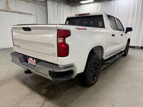 Used 2025 Chevrolet Silverado 1500 LT AWD/4WD image 6