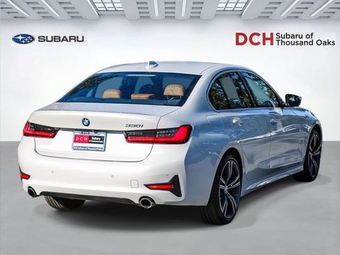 Used 2021 BMW 330i Sedan w/ Premium Package RWD image 4