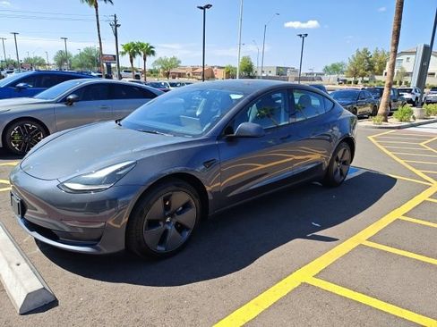 Used 2023 Tesla Model 3 Standard Range RWD image 2