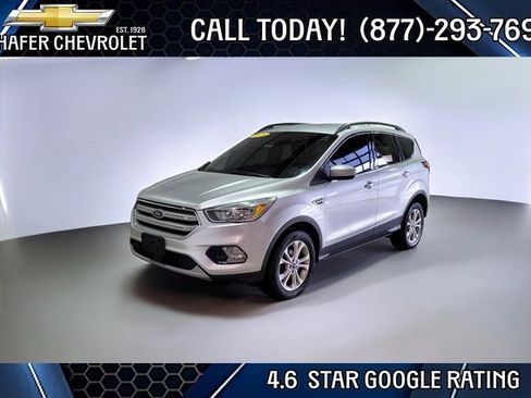 Used 2018 Ford Escape SE w/ Ford Safe & Smart Package image 1