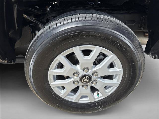 Used 2026 Toyota Tacoma SR5 RWD image 19