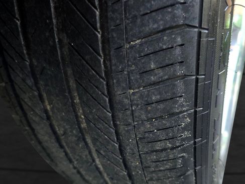 Used 2004 Cadillac XLR image 53