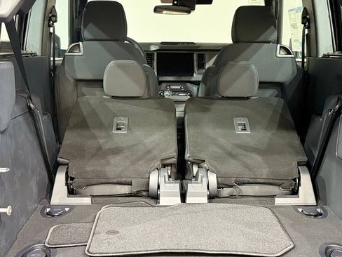 New 2026 Ford Bronco 2-Door AWD/4WD image 33