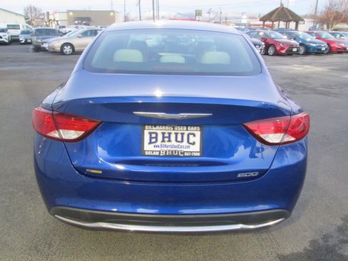 Used 2016 Chrysler 200 Limited image 5