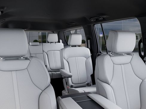 New 2026 Jeep Grand Wagoneer Limited AWD/4WD image 26