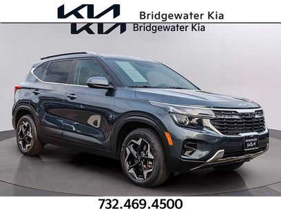 Certified 2025 Kia Seltos EX w/ EX Sunroof Package