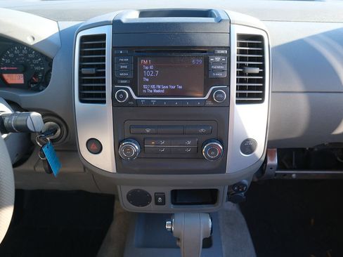 Used 2017 Nissan Frontier SV RWD image 19