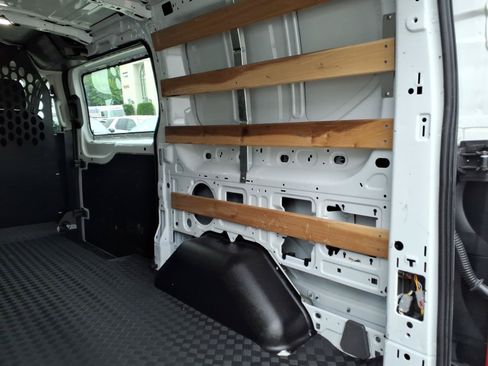 Used 2025 Ford Transit 250 Low Roof w/ Exterior Upgrade Package RWD image 10