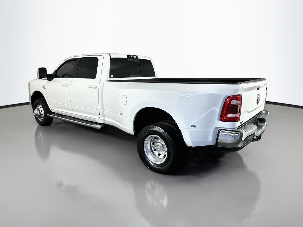 Used 2023 RAM 3500 Laramie AWD/4WD image 5