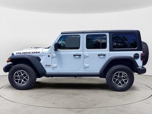 Certified 2025 Jeep Wrangler Unlimited Rubicon AWD/4WD image 2